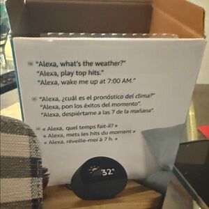 Alexis Smart Speaker with Display - Black
